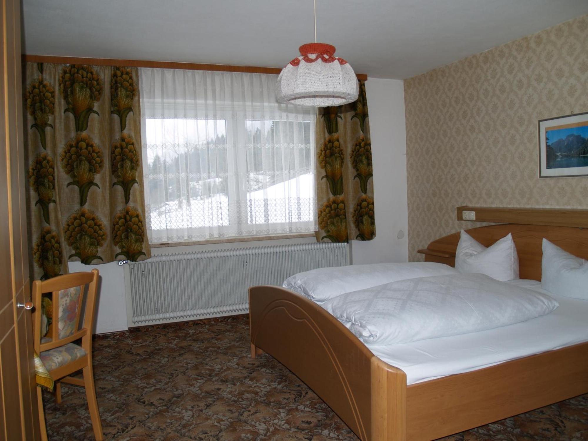 Pension Talblick in Wängle bei Reutte Zimmer foto