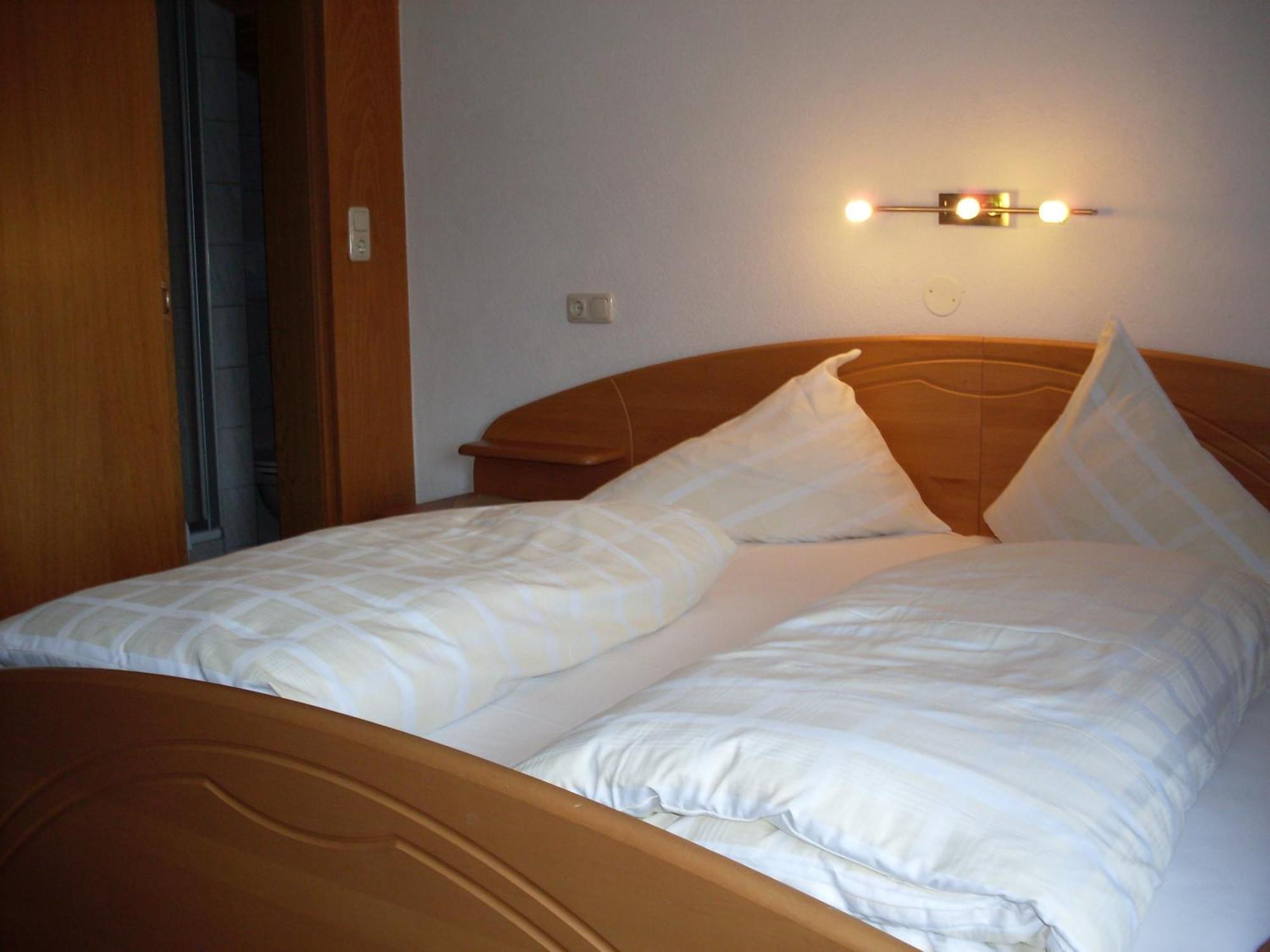 Pension Talblick in Wängle bei Reutte Zimmer foto